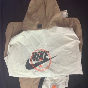 Never worn brown and crème/tan, Nike set size small/petite